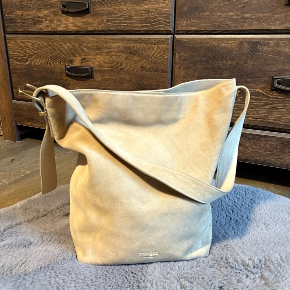 Margot New York Kaye Bucket Bag Tote In Ivory Suede